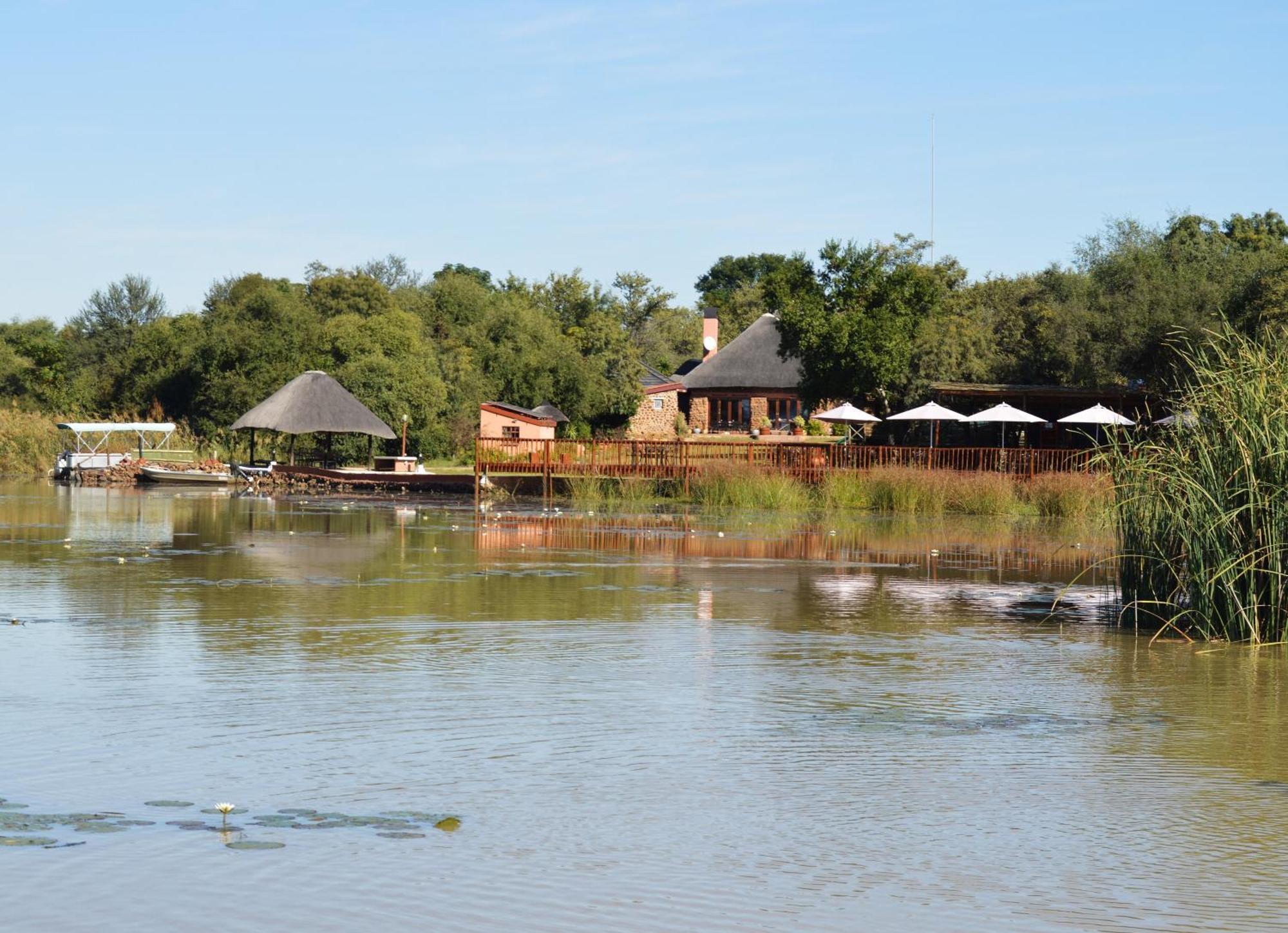 Crocodile Pools River Safaris Gaborone Extérieur photo